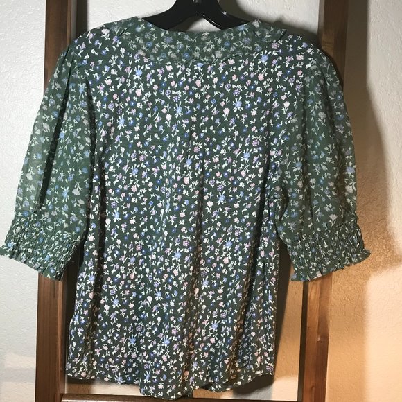 Lucky Brand V-Neck Blouse, Medium, Olive Green - Picture 3 of 5